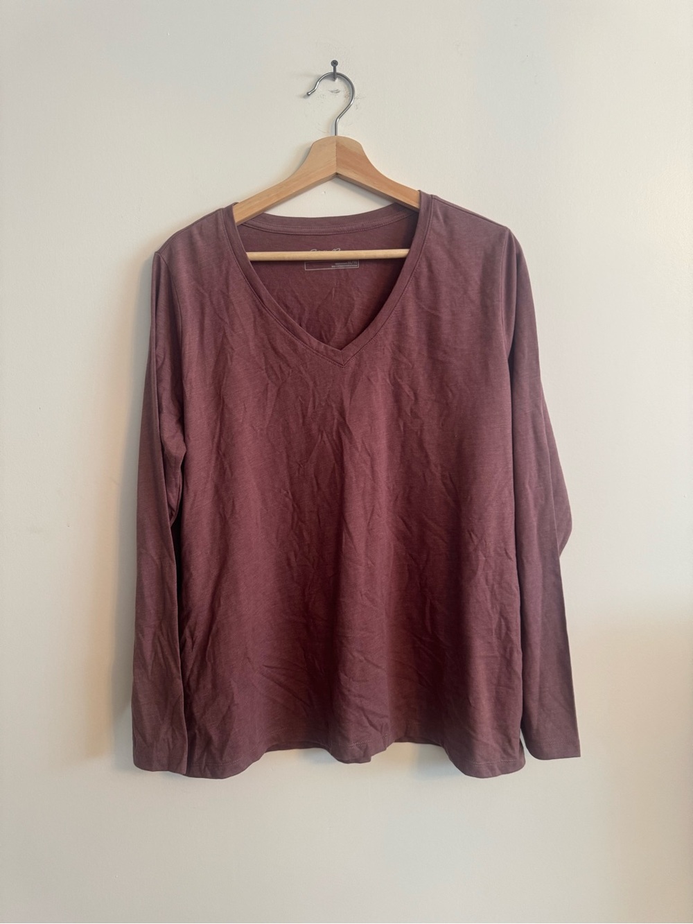 Eddie Bauer Women's Long Sleeve V-Neck Top - Mauve